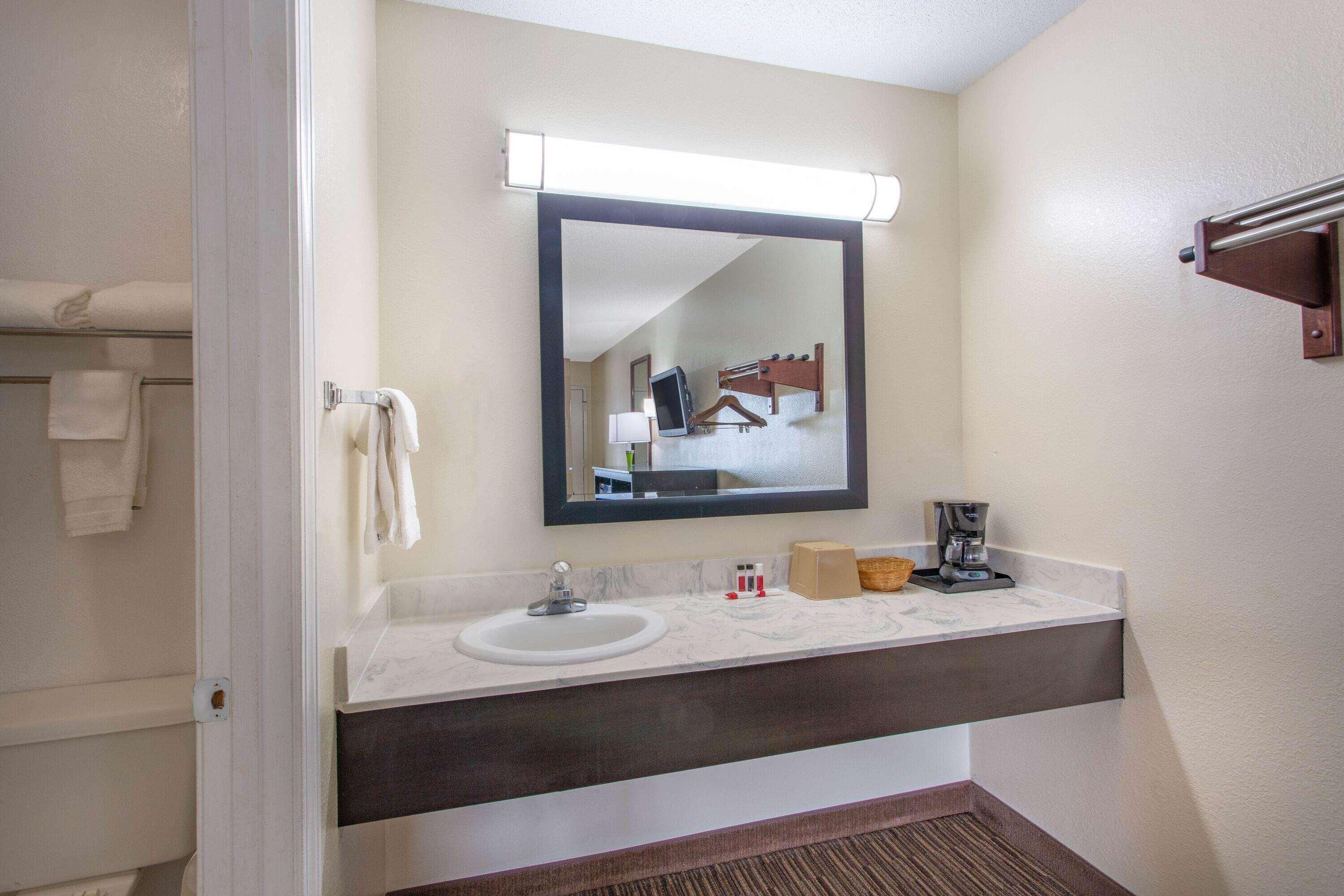 Super 8 Florence South Carolina 외부 사진